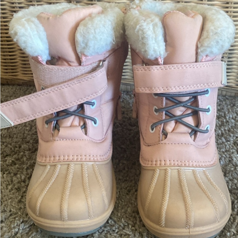 Pink Winter Boots with Faux Fur Lining